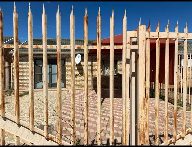 3 BEDROOM HOUSE FOR SALE IN WESTBOURNE